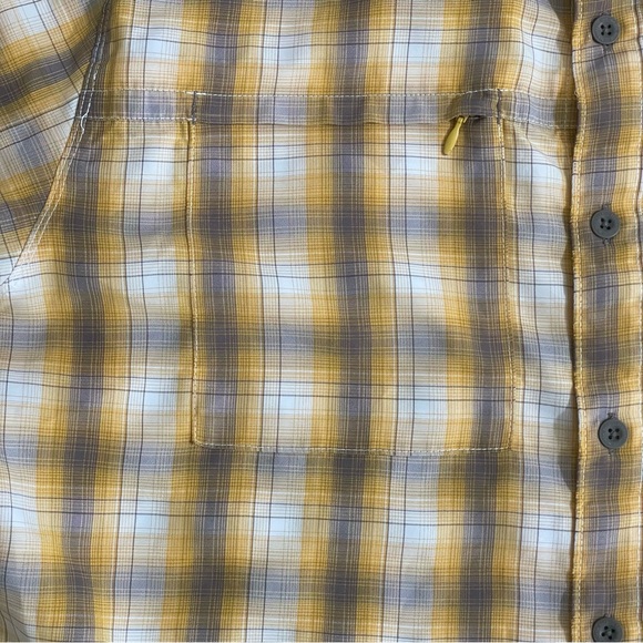 The North Face Plaid Buttondown Shirt Mens LARGE Yellow Gray - Picture 4 of 9